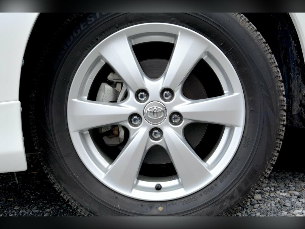 Toyota Estima Aeras 2.4 Vvti 7 Seater White #57
