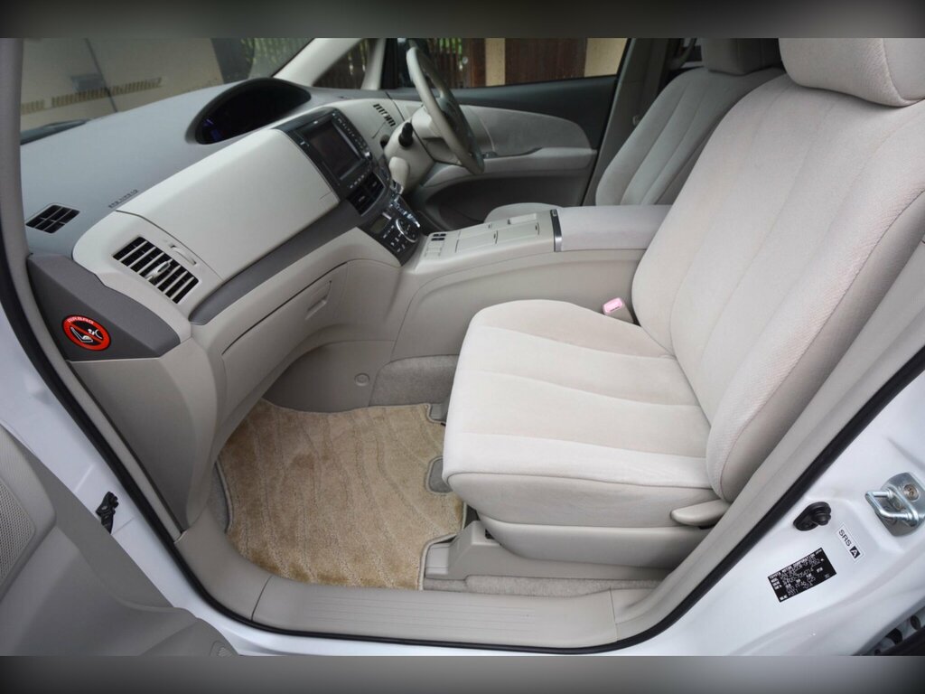 Toyota Estima Aeras 2.4 Vvti 7 Seater White #28