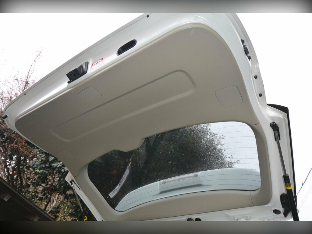 Toyota Estima Aeras 2.4 Vvti 7 Seater White #42
