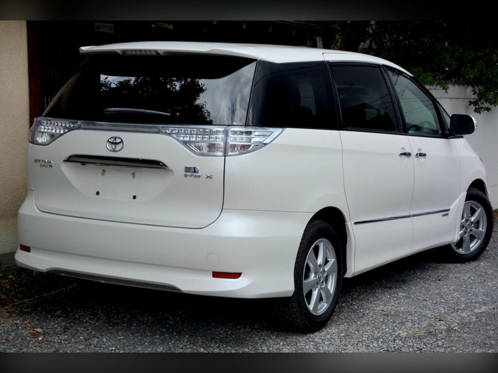 Toyota Estima Aeras 2.4 Vvti 7 Seater White #9
