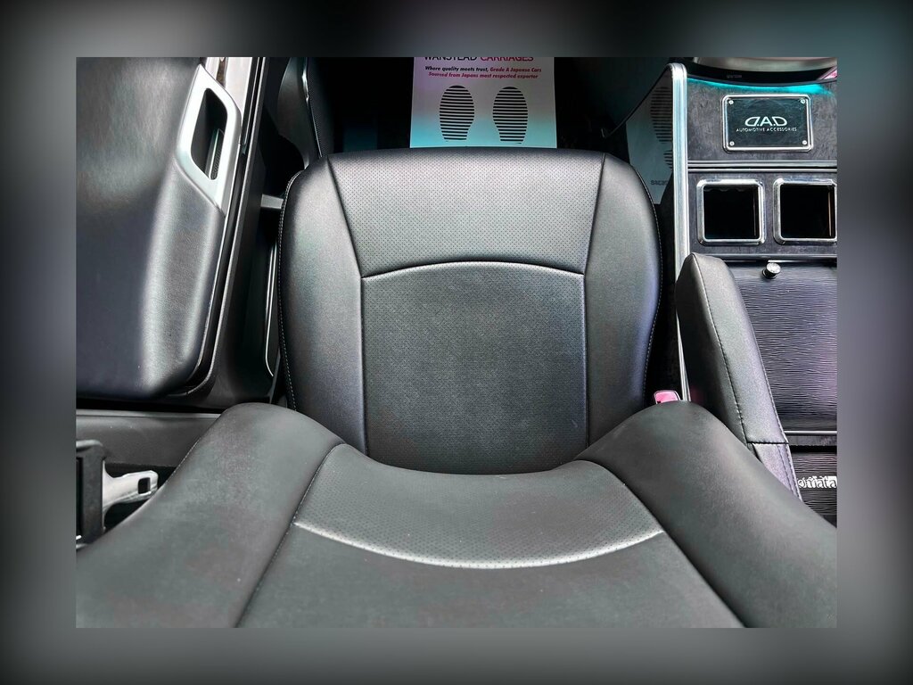 Toyota Alphard 2.4 201362 8 Seats Mpv Fre White #17