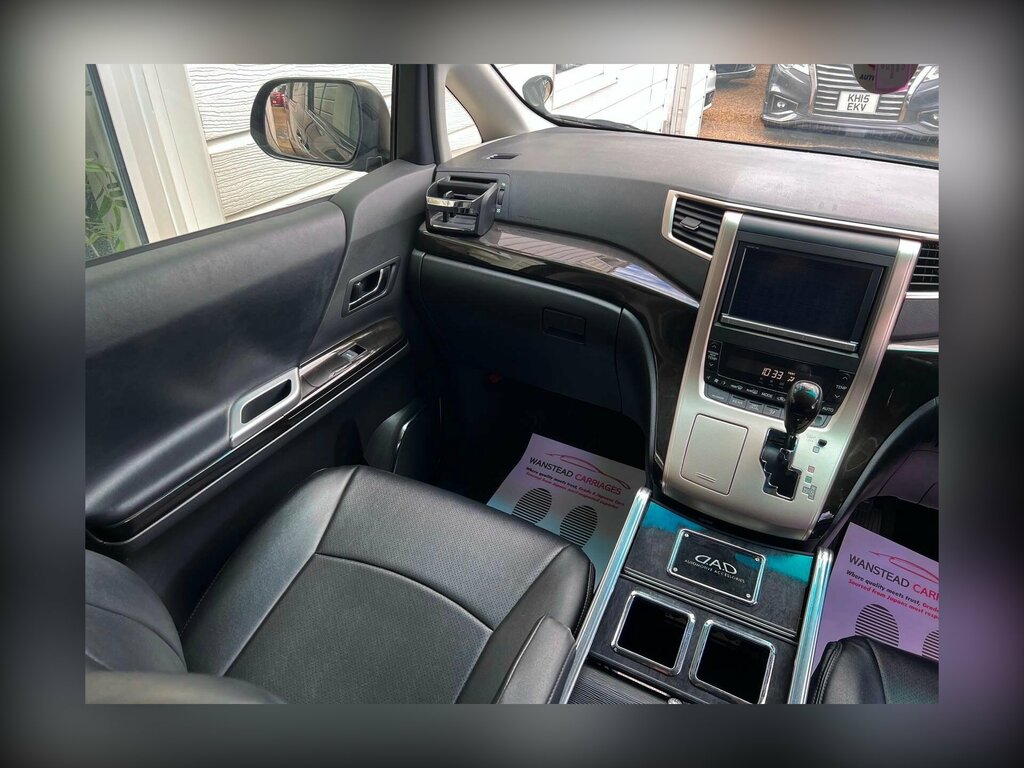 Toyota Alphard 2.4 201362 8 Seats Mpv Fre White #24