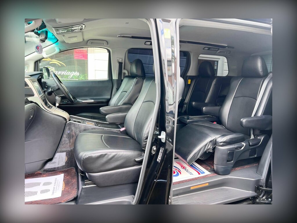 Toyota Alphard 2.4 201362 8 Seats Mpv Fre White #30
