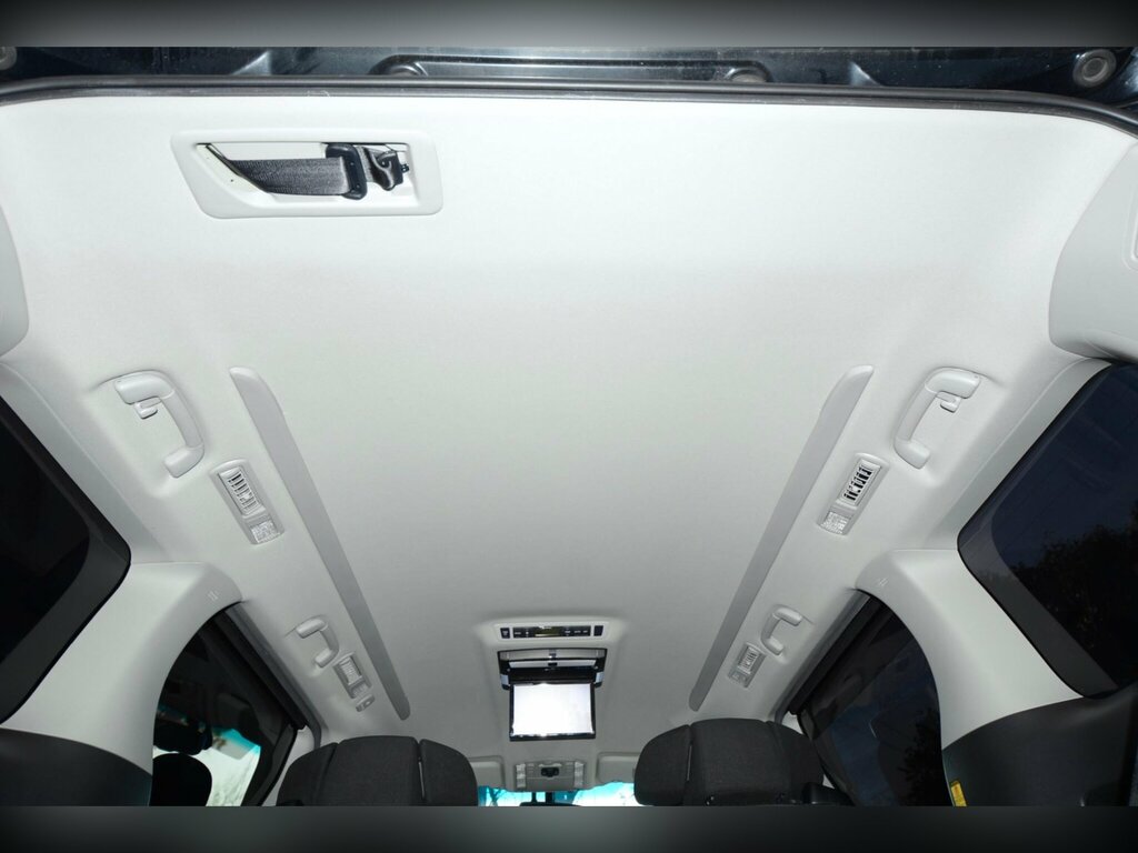 Toyota Vellfire 3.5 Z 4Wd-eight Seater- Modellista Black #45