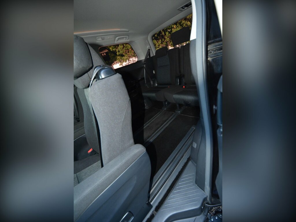 Toyota Vellfire 3.5 Z 4Wd-eight Seater- Modellista Black #40