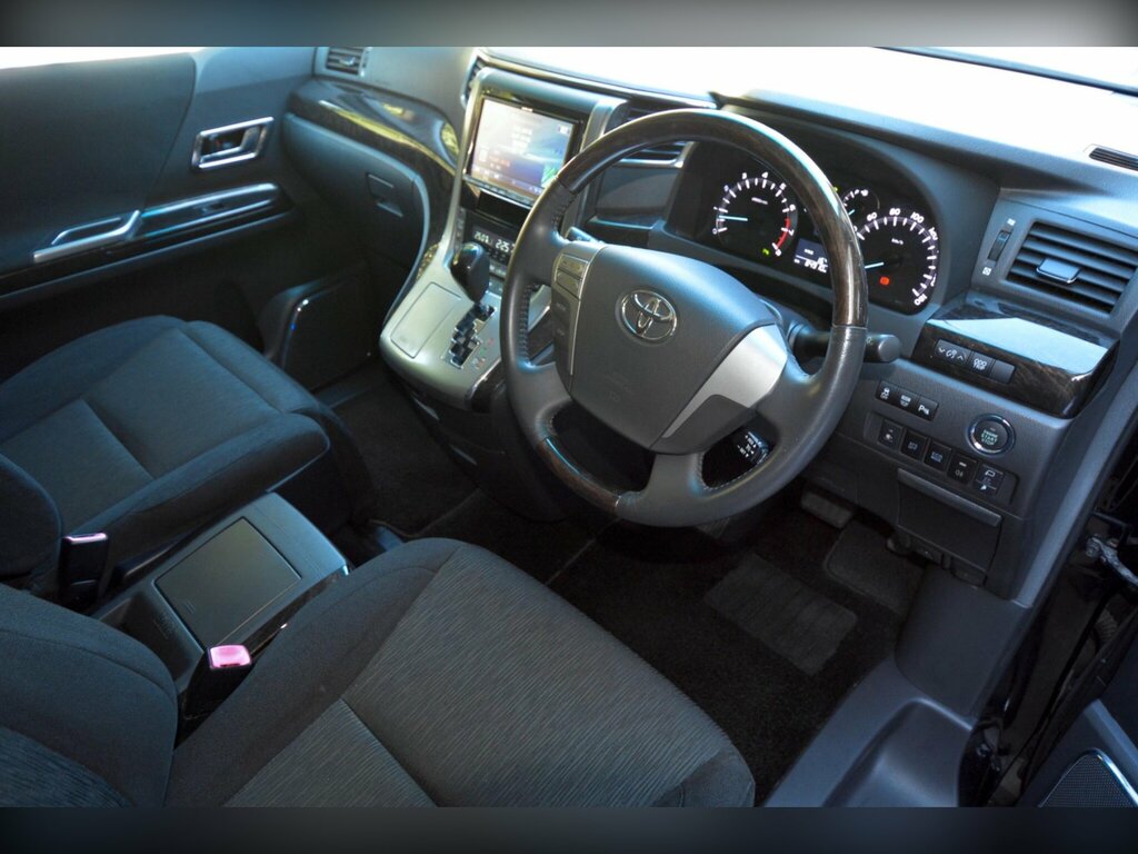 Toyota Vellfire 3.5 Z 4Wd-eight Seater- Modellista Black #2