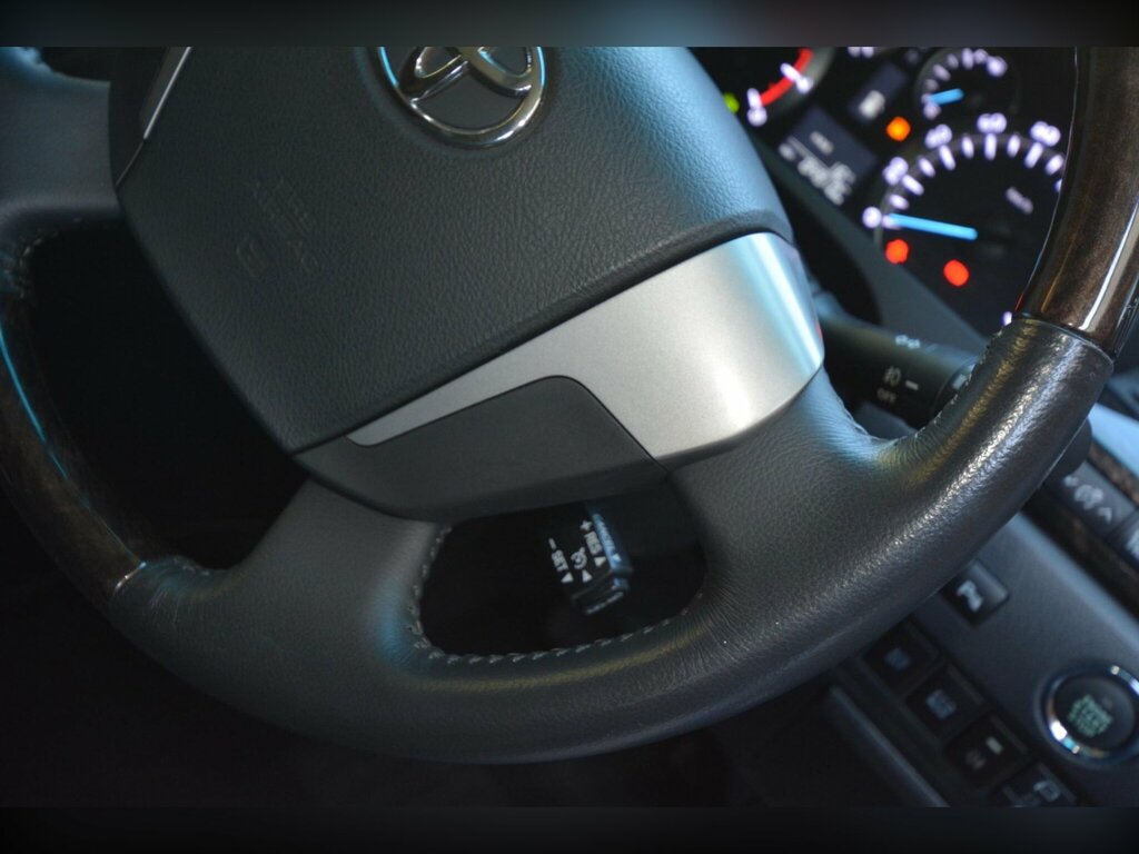 Toyota Vellfire 3.5 Z 4Wd-eight Seater- Modellista Black #52