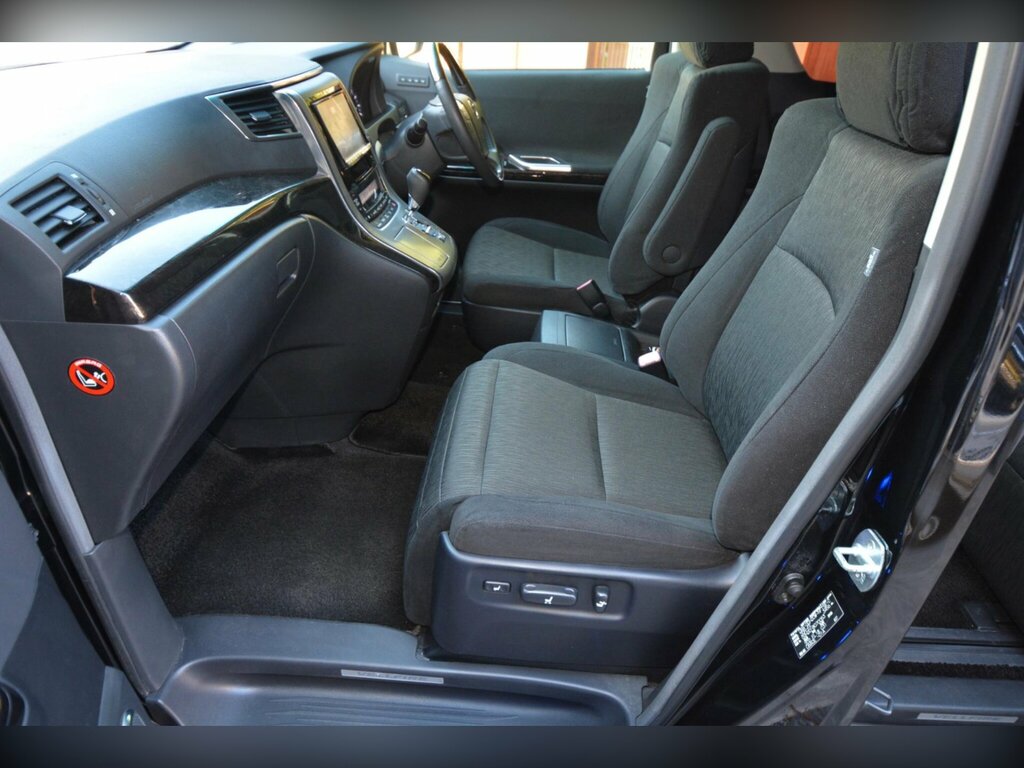 Toyota Vellfire 3.5 Z 4Wd-eight Seater- Modellista Black #29