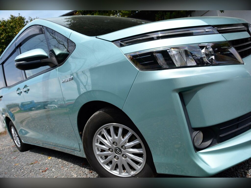 Toyota Voxy 1.8 Hybrid V Edition - Ulez Blue #3