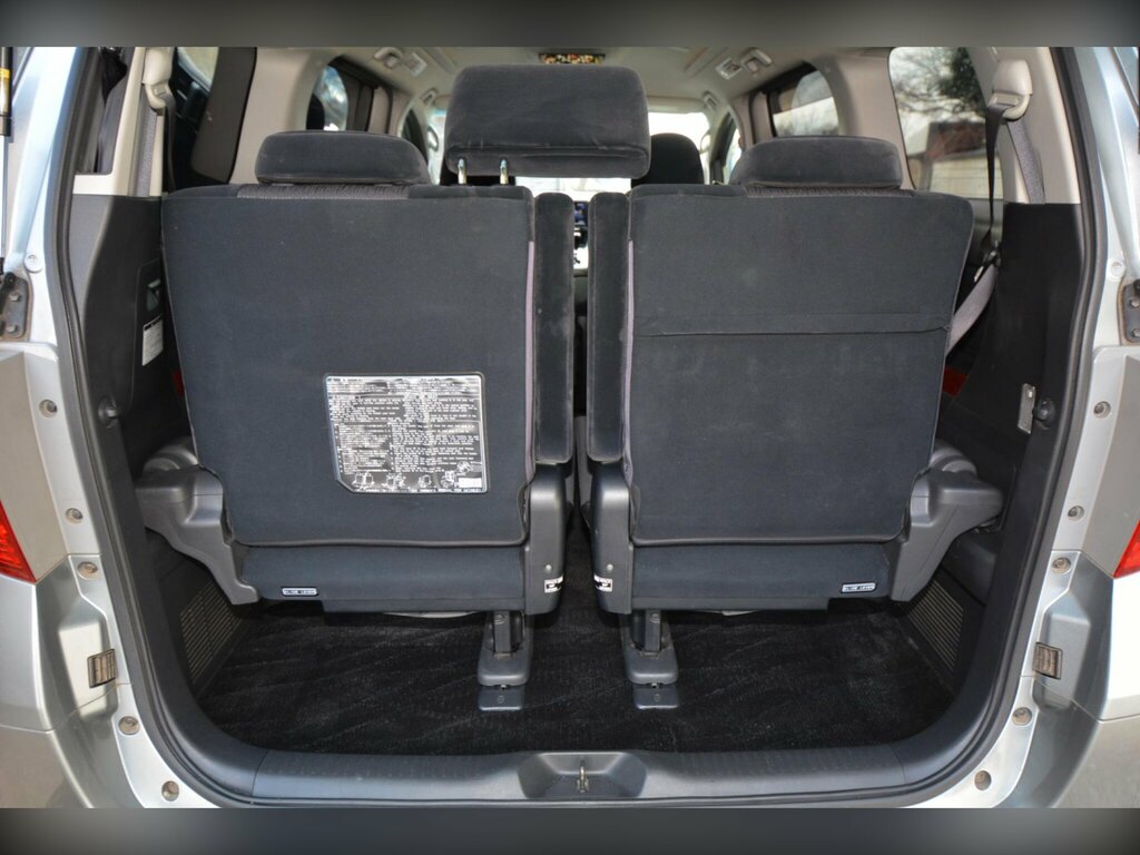 Toyota Alphard Mpv White #29