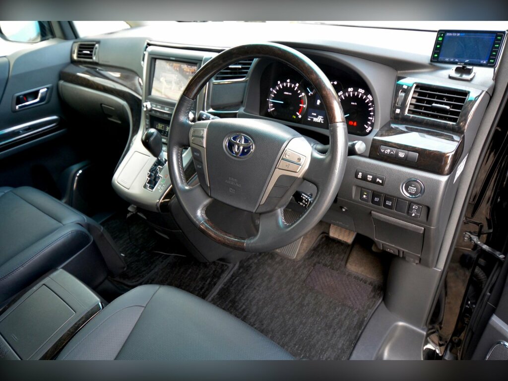 Toyota Alphard 3.5 V6 S C Package - Trd Edition KE63VPN Black #2