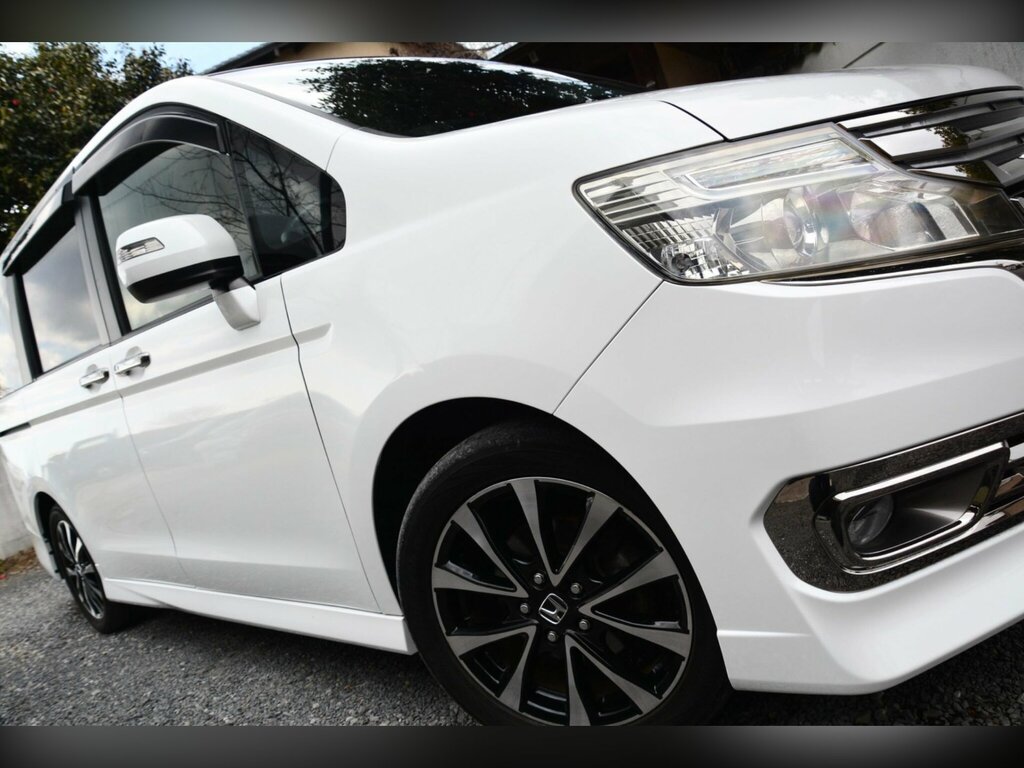 Honda StepWagon 2.0 Spada Cool Sprit - Half Leather White #3