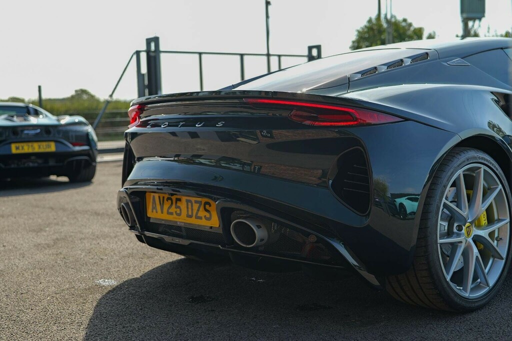 Lotus Emira 2.0 Turbo Se Coupe Dct Euro 6 405 Ps Green #10