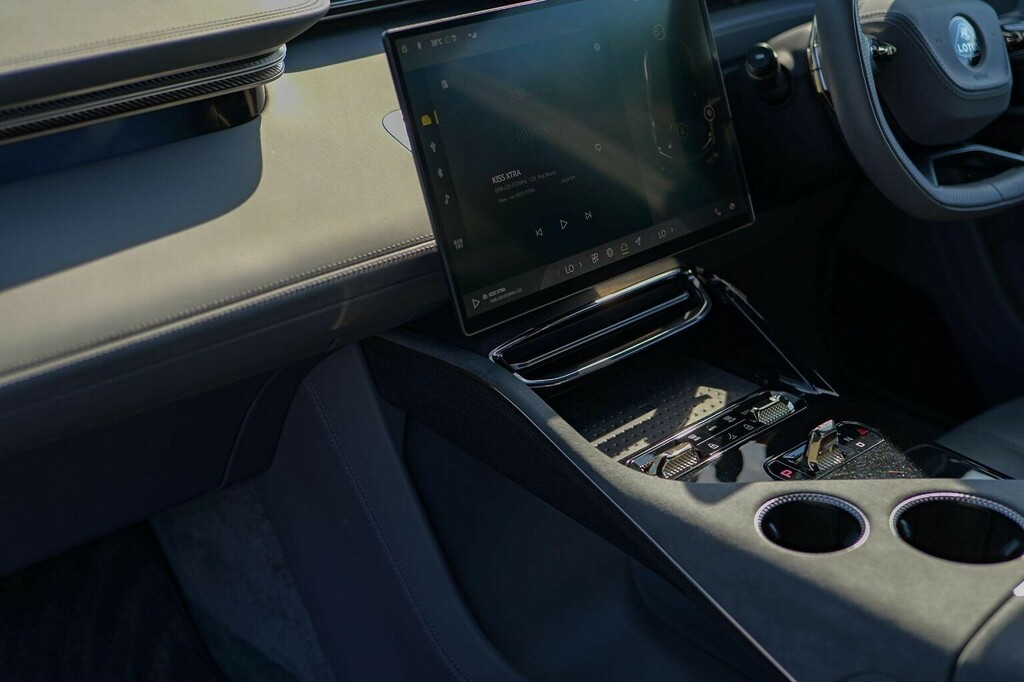Lotus Eletre 450Kw 600 Sport Se 112Kwh Estate SG75AXZ Black #17