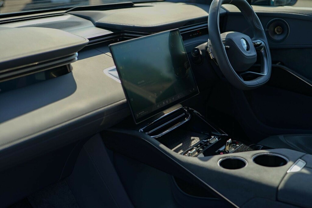 Lotus Eletre 450Kw 600 Sport Se 112Kwh Estate SG75AXZ Black #18