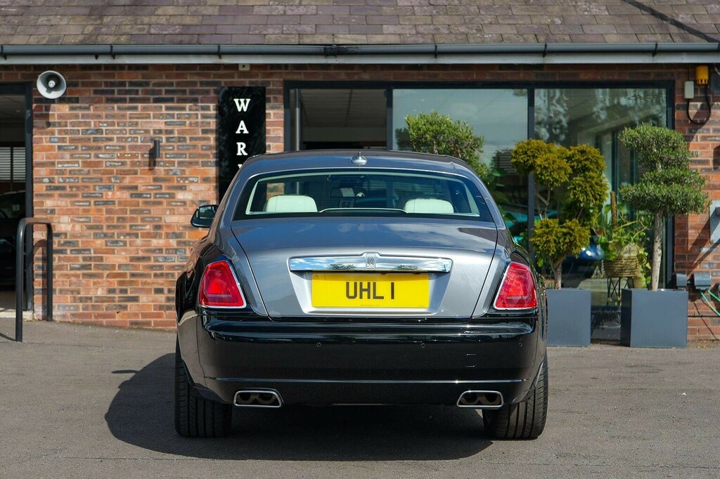 Rolls-Royce Ghost Saloon 6.6 V12 Euro 6 201616 Black #5