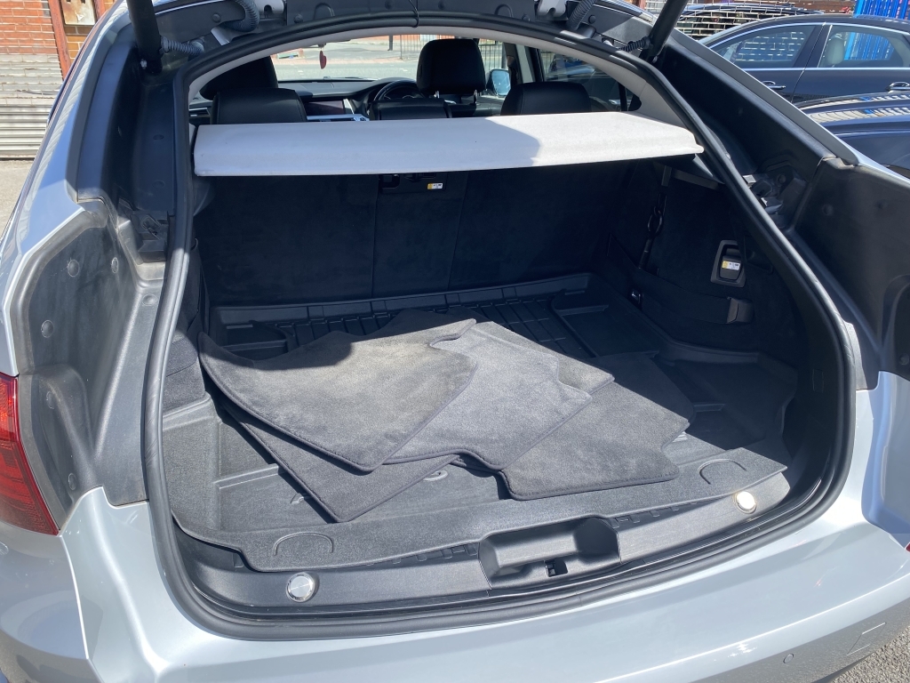 BMW 5 Series Gran Turismo 2L M Sport White #15