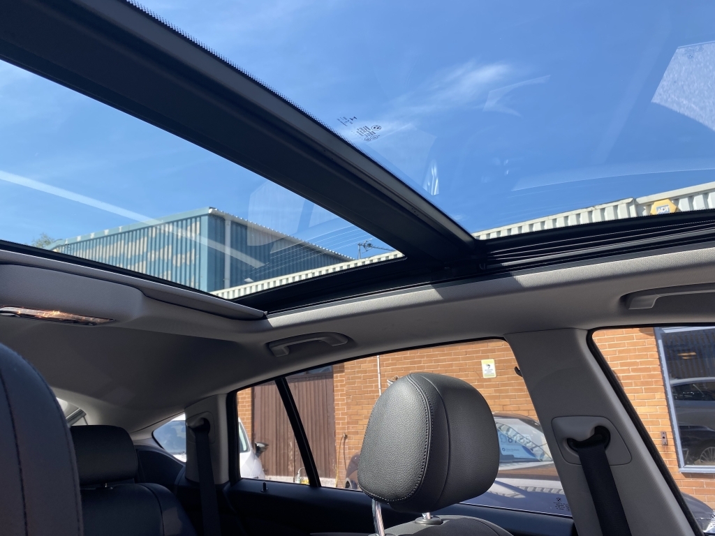 BMW 5 Series Gran Turismo 2L M Sport White #31