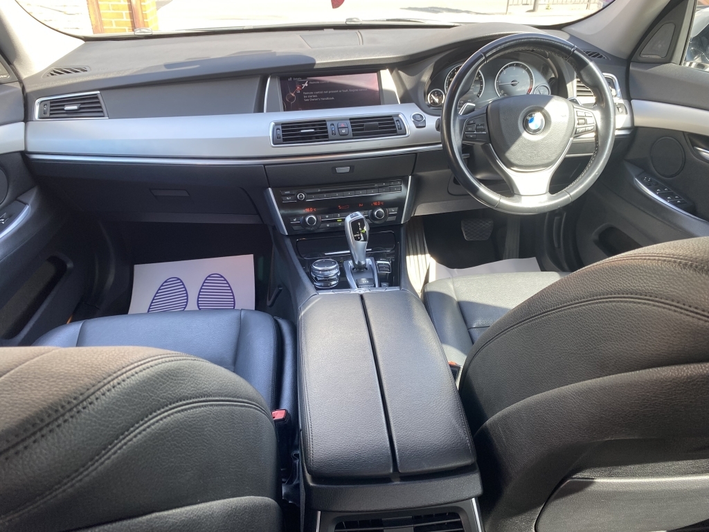 BMW 5 Series Gran Turismo 2L M Sport White #13