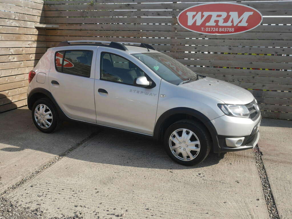 Dacia Sandero Stepway 0.9 Tce Ambiance Hatchback Euro SA16NRY Silver #2