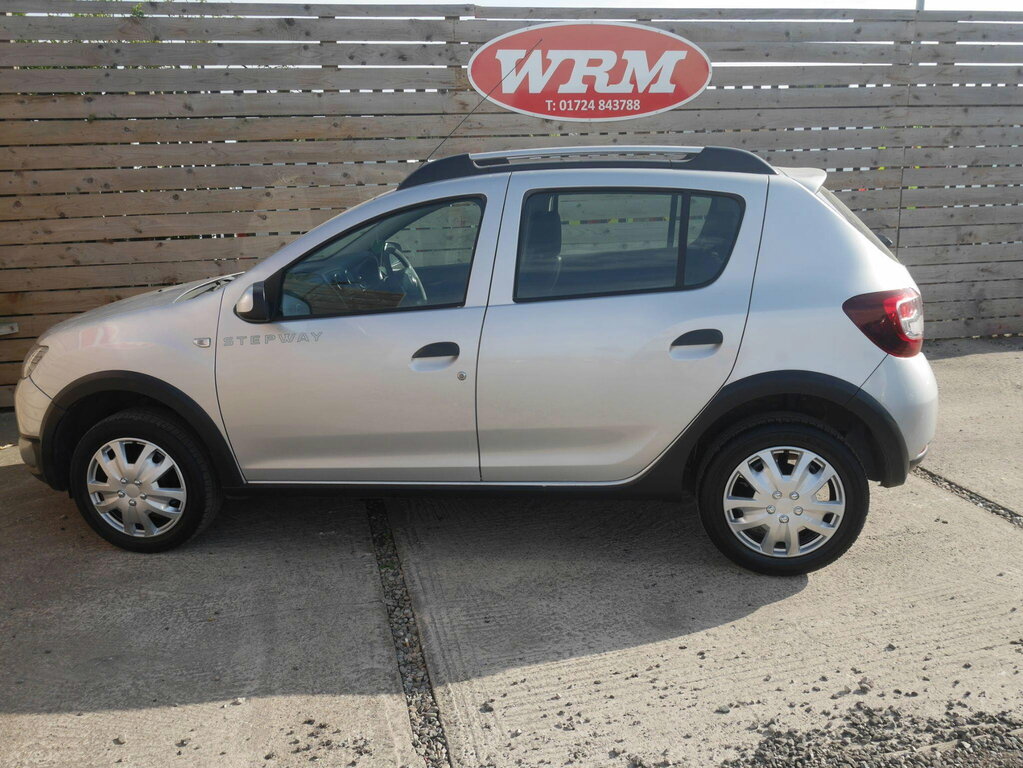 Dacia Sandero Stepway 0.9 Tce Ambiance Hatchback Euro SA16NRY Silver #5