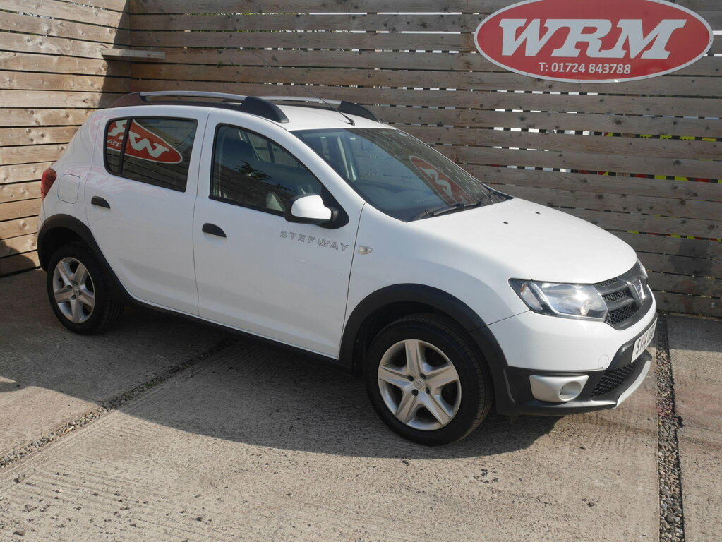 Dacia Sandero Stepway 0.9 Tce Ambiance Hatchback Euro SY14UGG White #2
