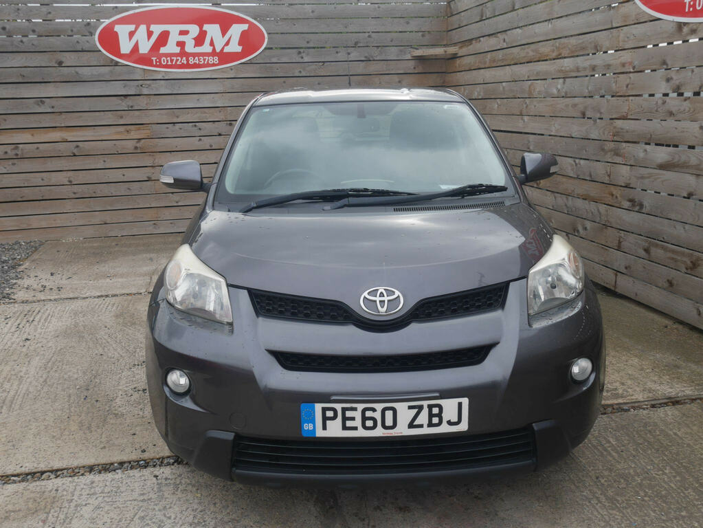 Toyota Urban Cruiser 1.4 D-4d Suv 4Wd Euro 5 90 Ps Grey #3