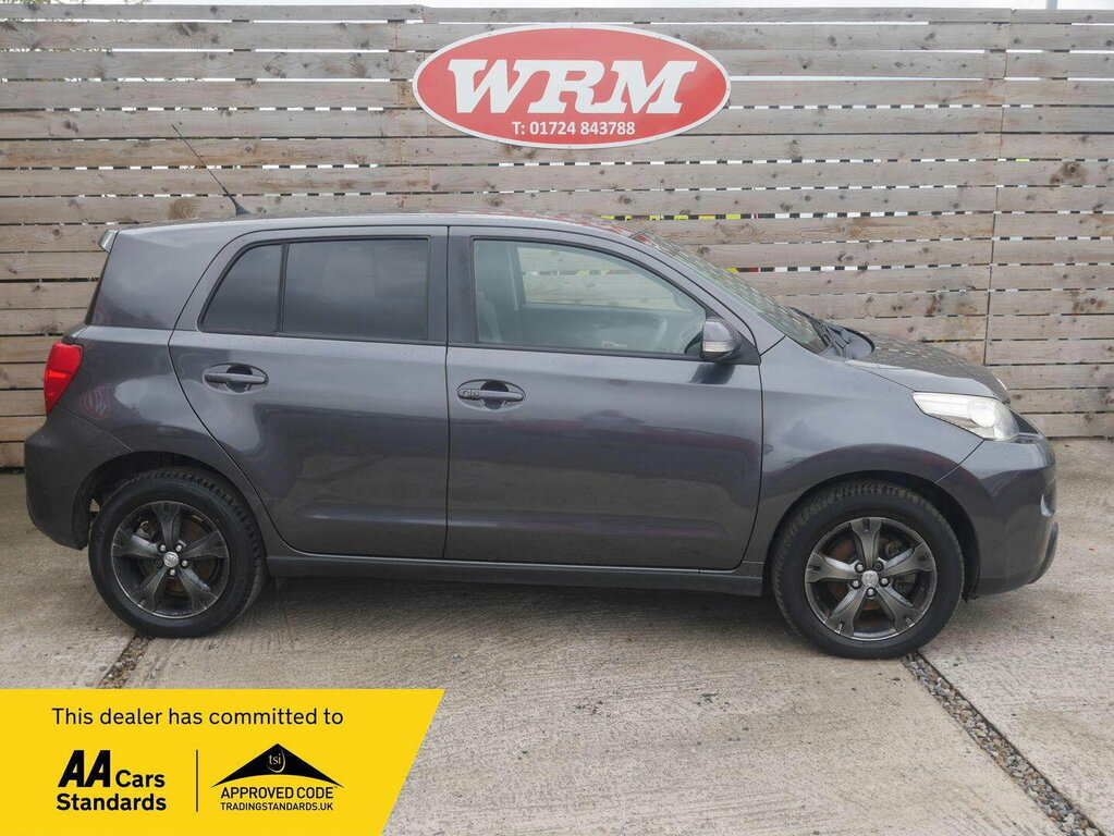 Toyota Urban Cruiser 1.4 D-4d Suv 4Wd Euro 5 90 Ps Grey