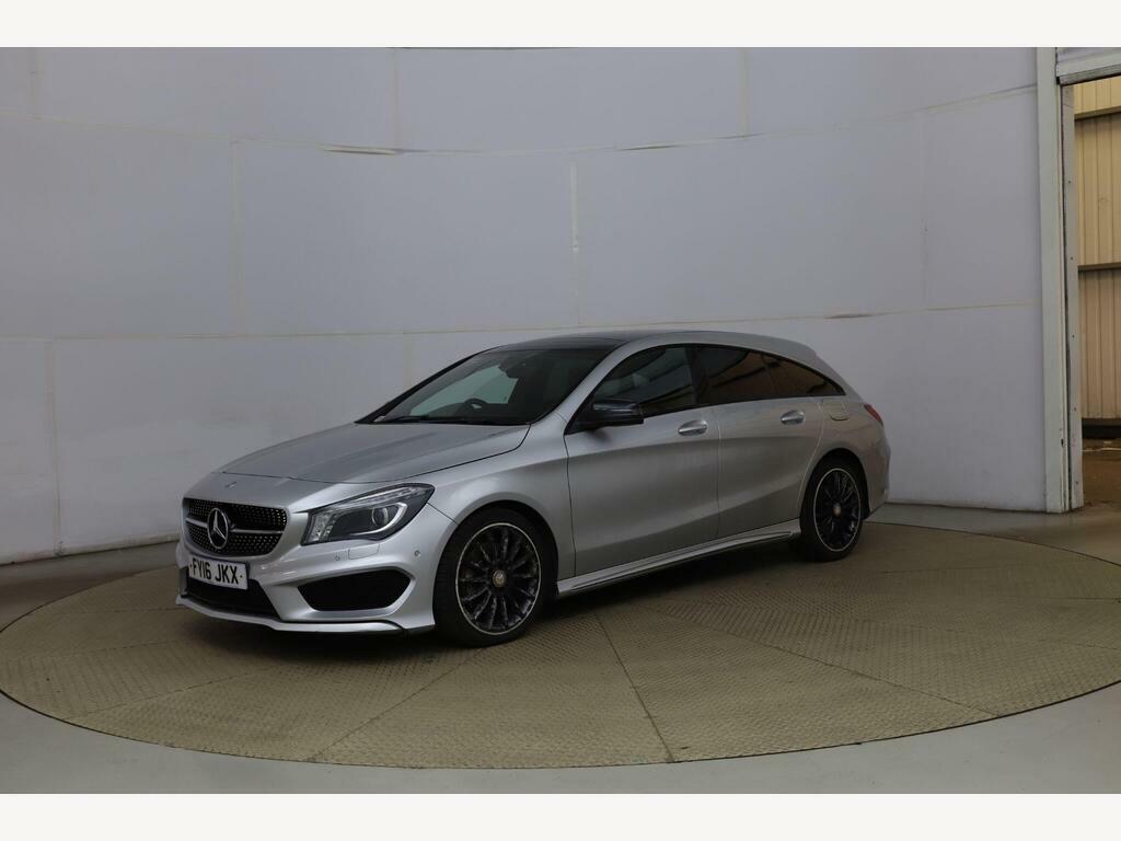 Mercedes-Benz CLA Class 1.6 Amg Line Coupe Euro 6 Ss White #1