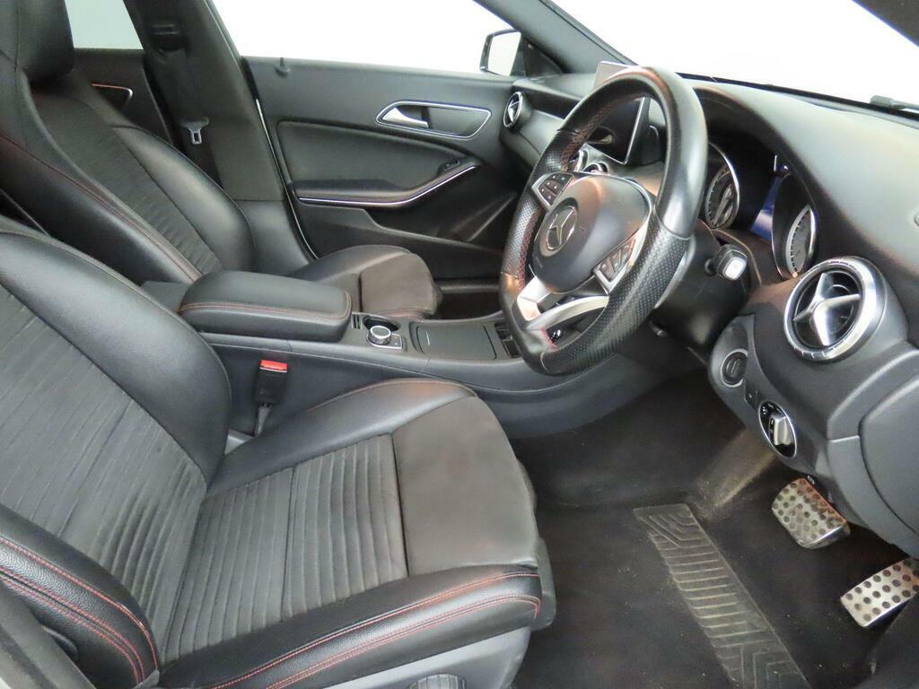 Mercedes-Benz CLA Class 1.6 Amg Line Coupe Euro 6 Ss White #7