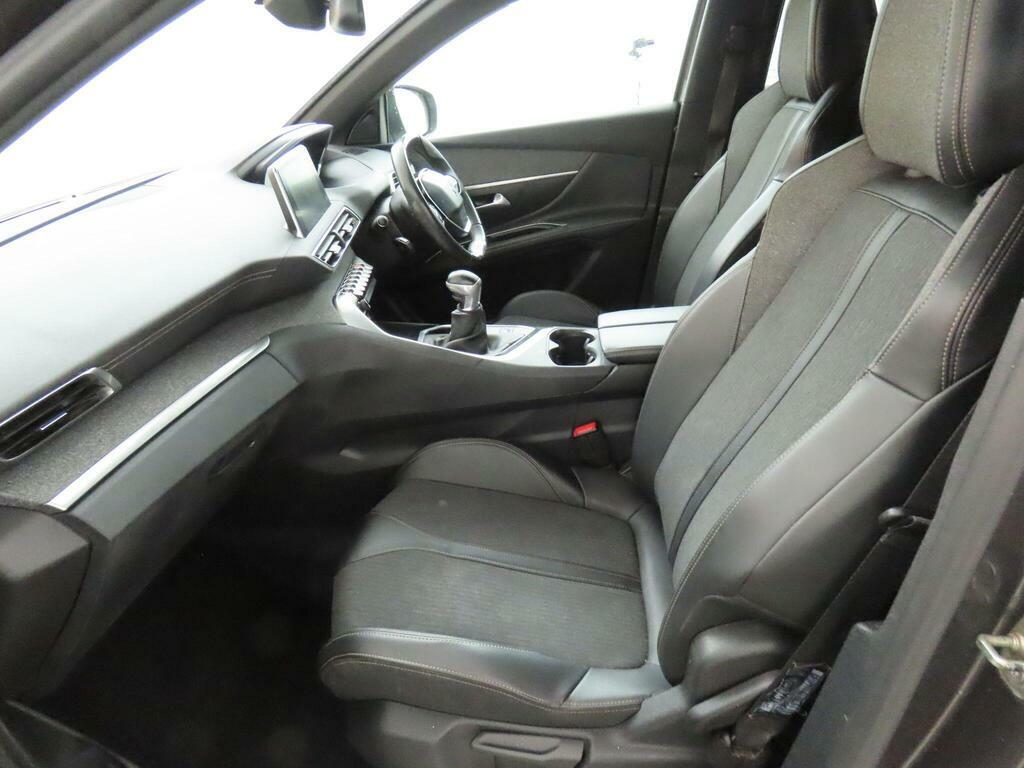 Peugeot 5008 Gt Line Premium White #8