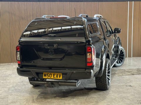 Nissan Navara 2.3 Navara Tekna Black #2