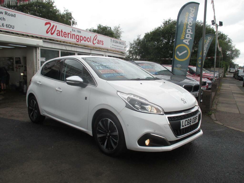 Peugeot 208 1.2 Puretech Tech Edition Euro 6 S S LC68OBF White #3