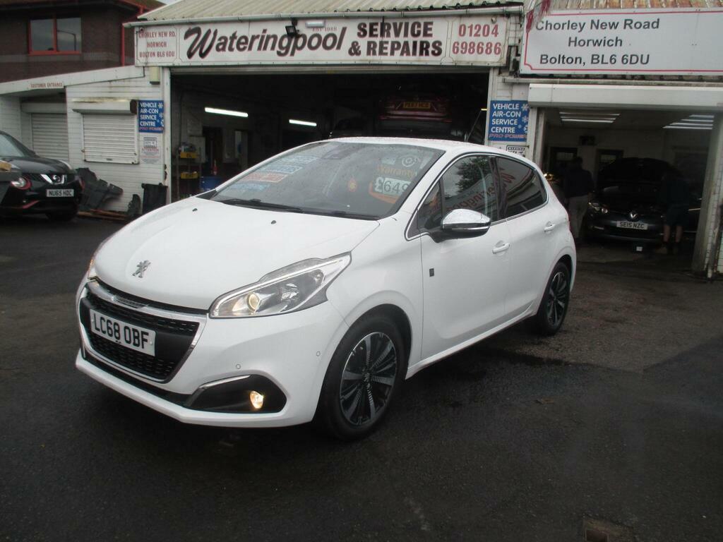 Peugeot 208 1.2 Puretech Tech Edition Euro 6 S S LC68OBF White #6