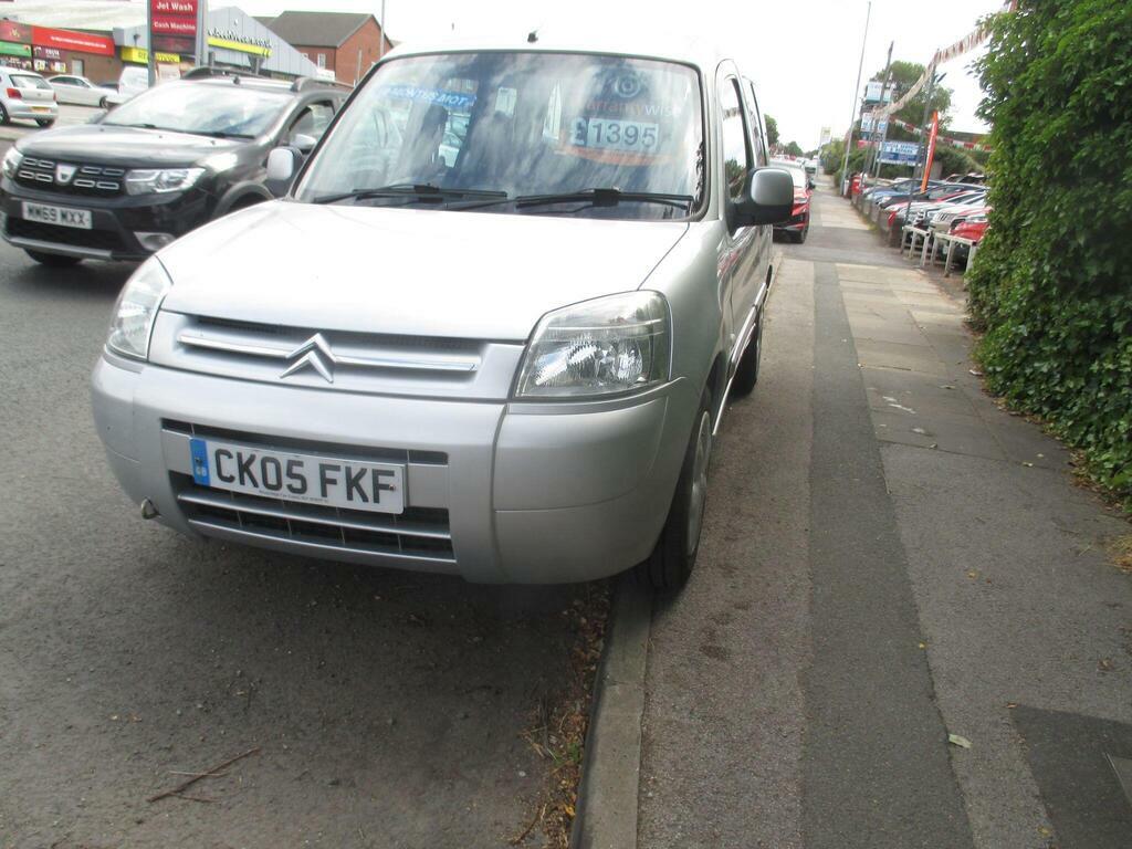 Citroen Berlingo 1.6 Forte Multispace Silver #2
