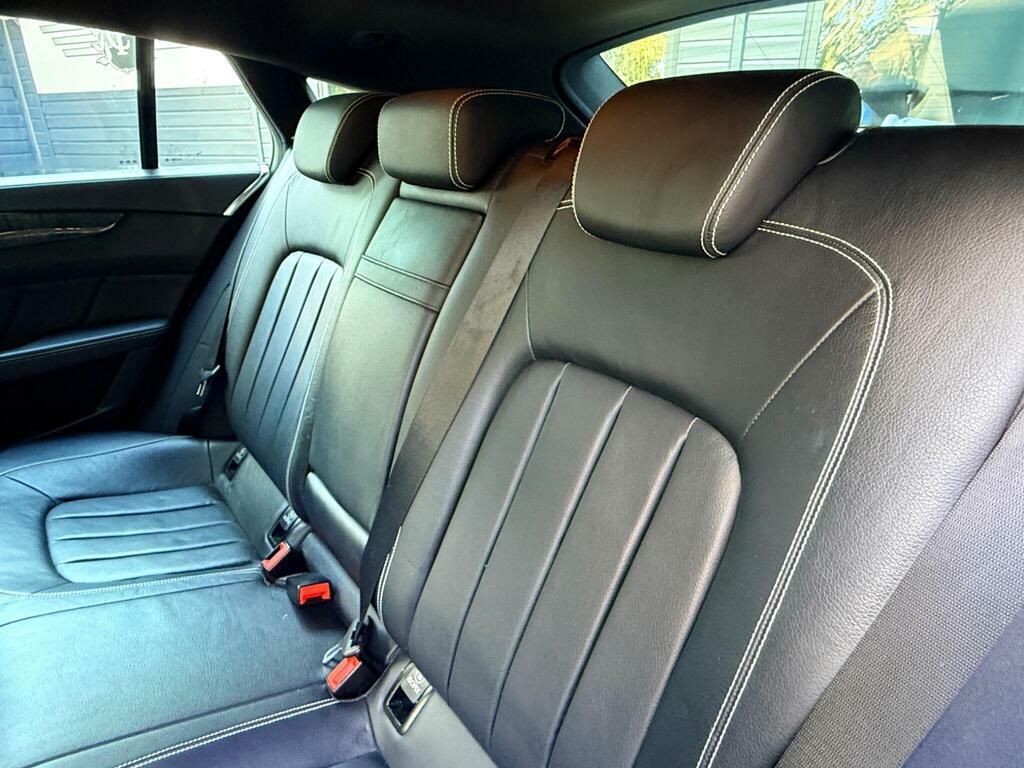 Mercedes-Benz CLS 2.1 Cls220 Bluetec Amg Line Premium 174 B Grey #51