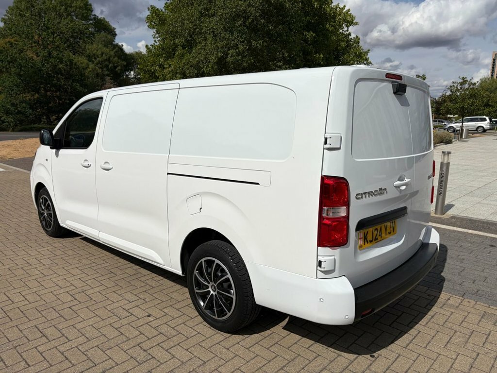 Citroen Dispatch 1.5L Driver Xl 6Dr KJ24YJV White #4