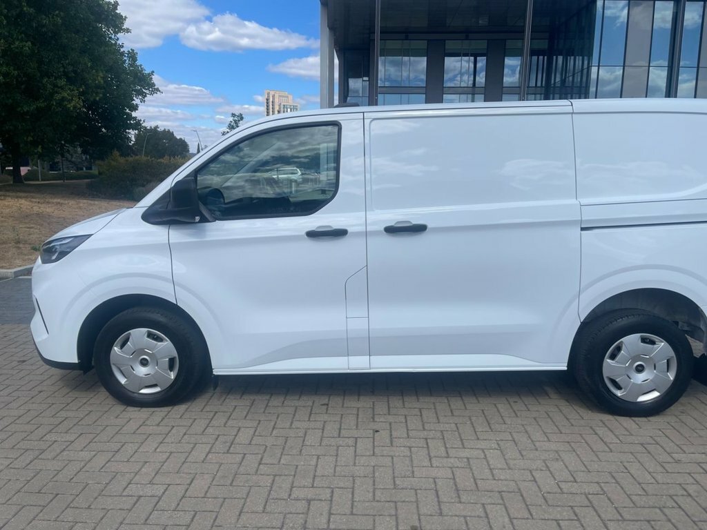 Ford Transit Custom 2L Trend CJ73NXE White #3