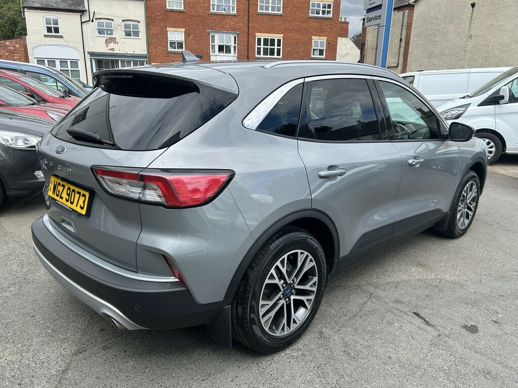 Ford Kuga Titanium Edition 1.5T Ecoboost 150Ps Silver #4