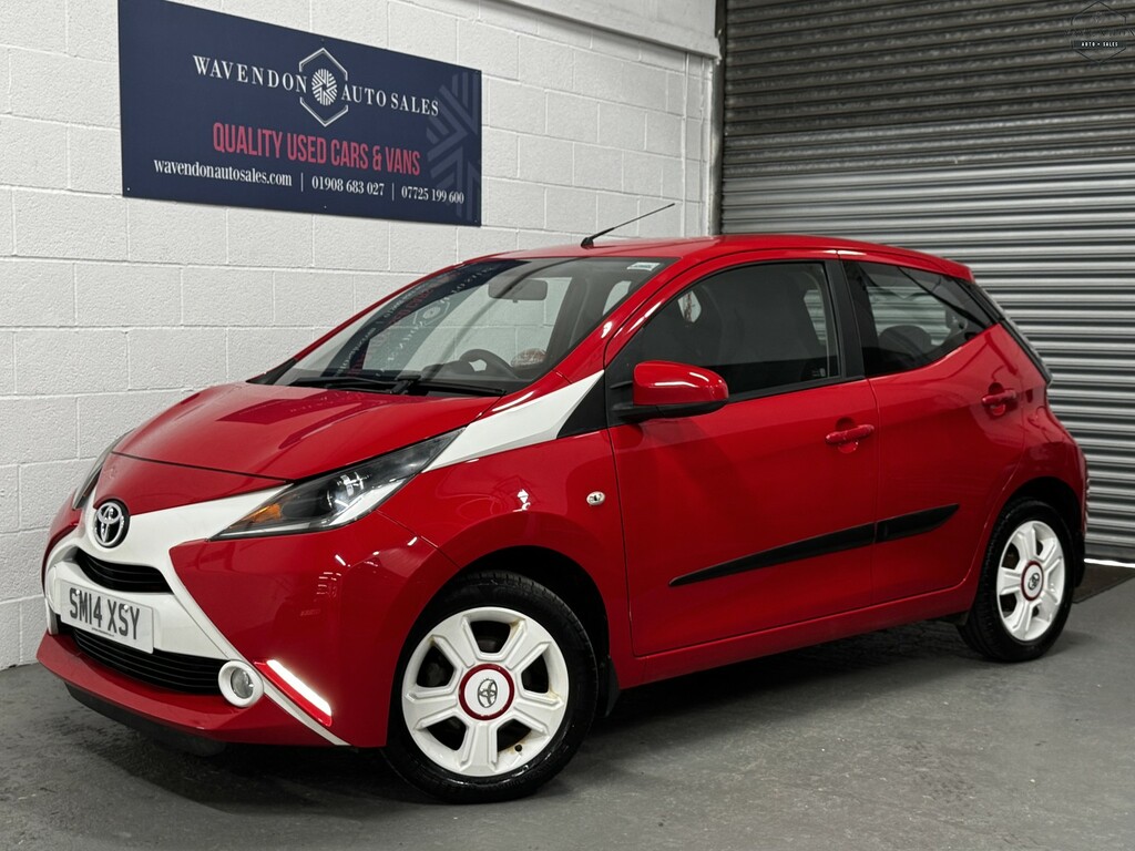 Toyota Aygo Hatchback 1.0 Vvt-i X-pression 201414 SM14XSY Red #2