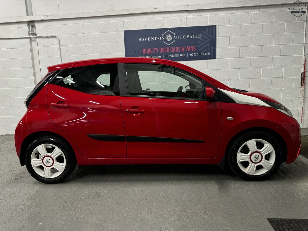Toyota Aygo Hatchback 1.0 Vvt-i X-pression 201414 SM14XSY Red #6