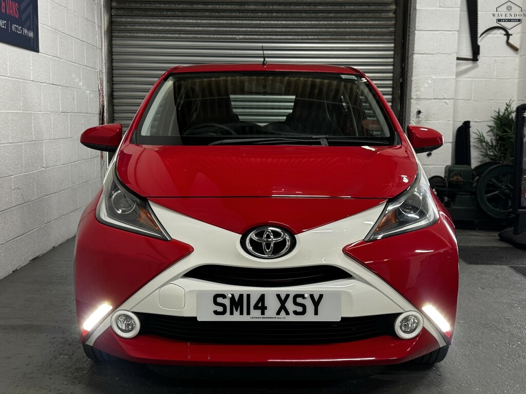Toyota Aygo Hatchback 1.0 Vvt-i X-pression 201414 SM14XSY Red #4