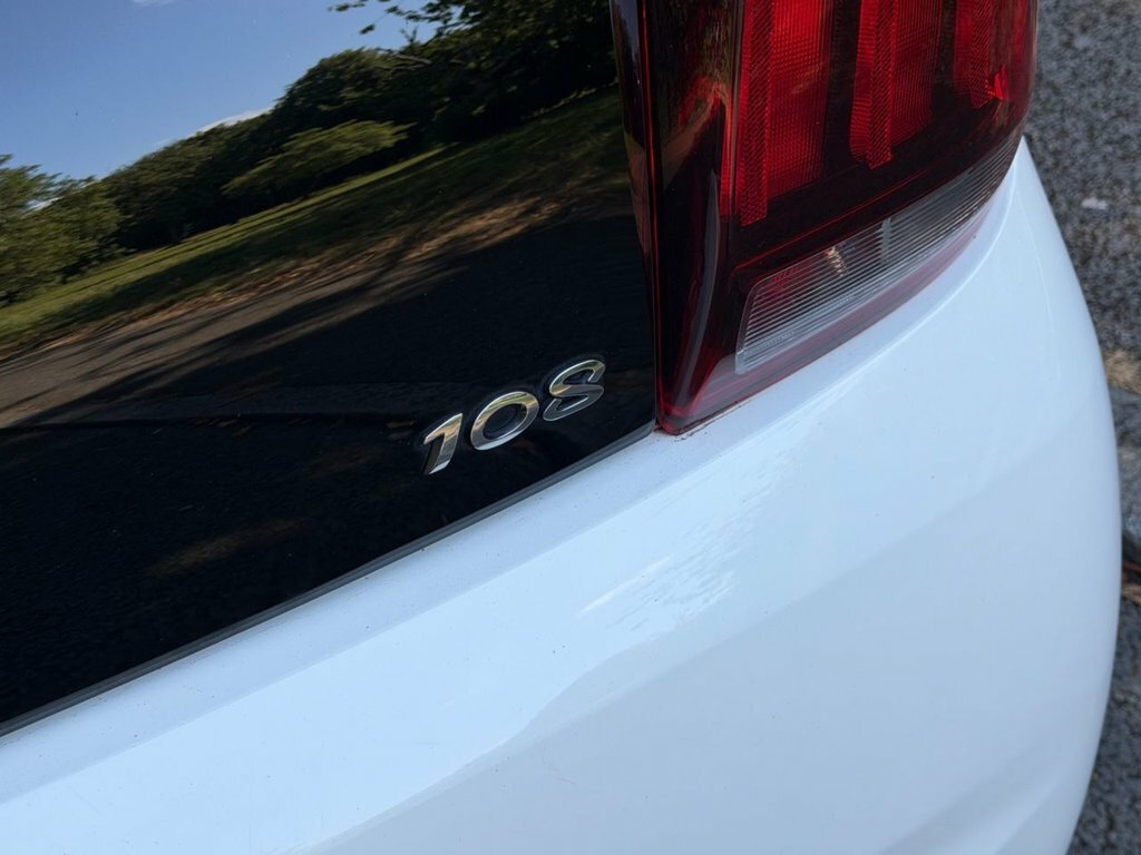 Peugeot 108 1.2 Puretech Allure White #9