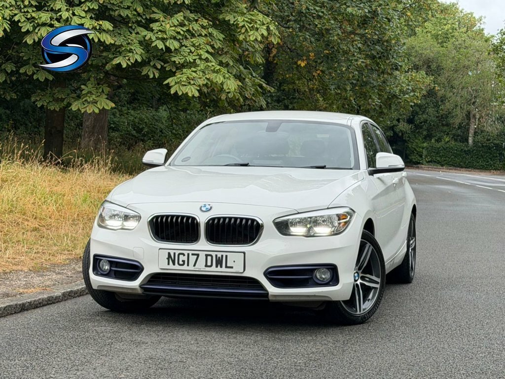 BMW 1 Series 2L Sport White #6
