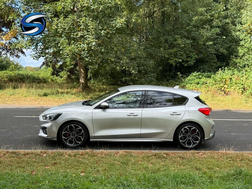 Ford Focus 1L St-line X Silver #4