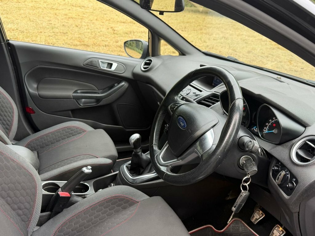 Ford Fiesta 1L St-line Black #2