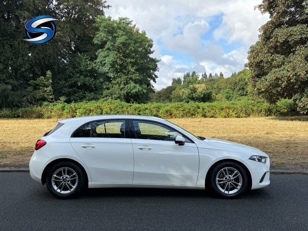 Mercedes-Benz A Class 1.3L Se White #3
