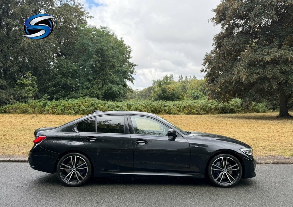 BMW 3 Series 2L M Sport Black #3