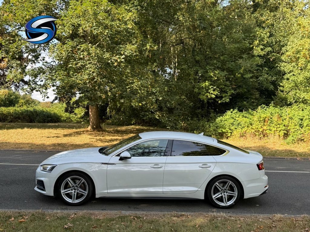 Audi A5 2L S Line White #4