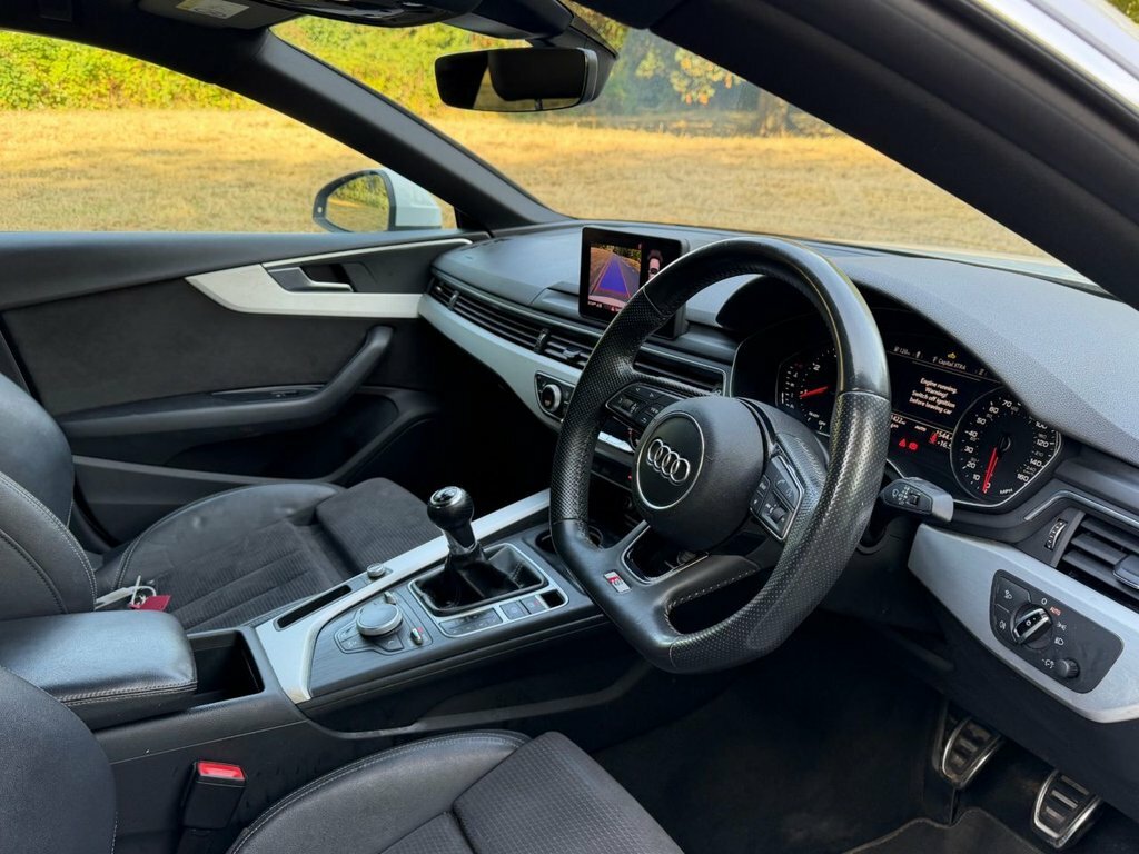 Audi A5 2L S Line White #2